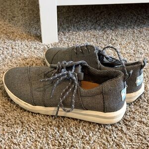 Toms Casual Gray Slip-On Sneakers